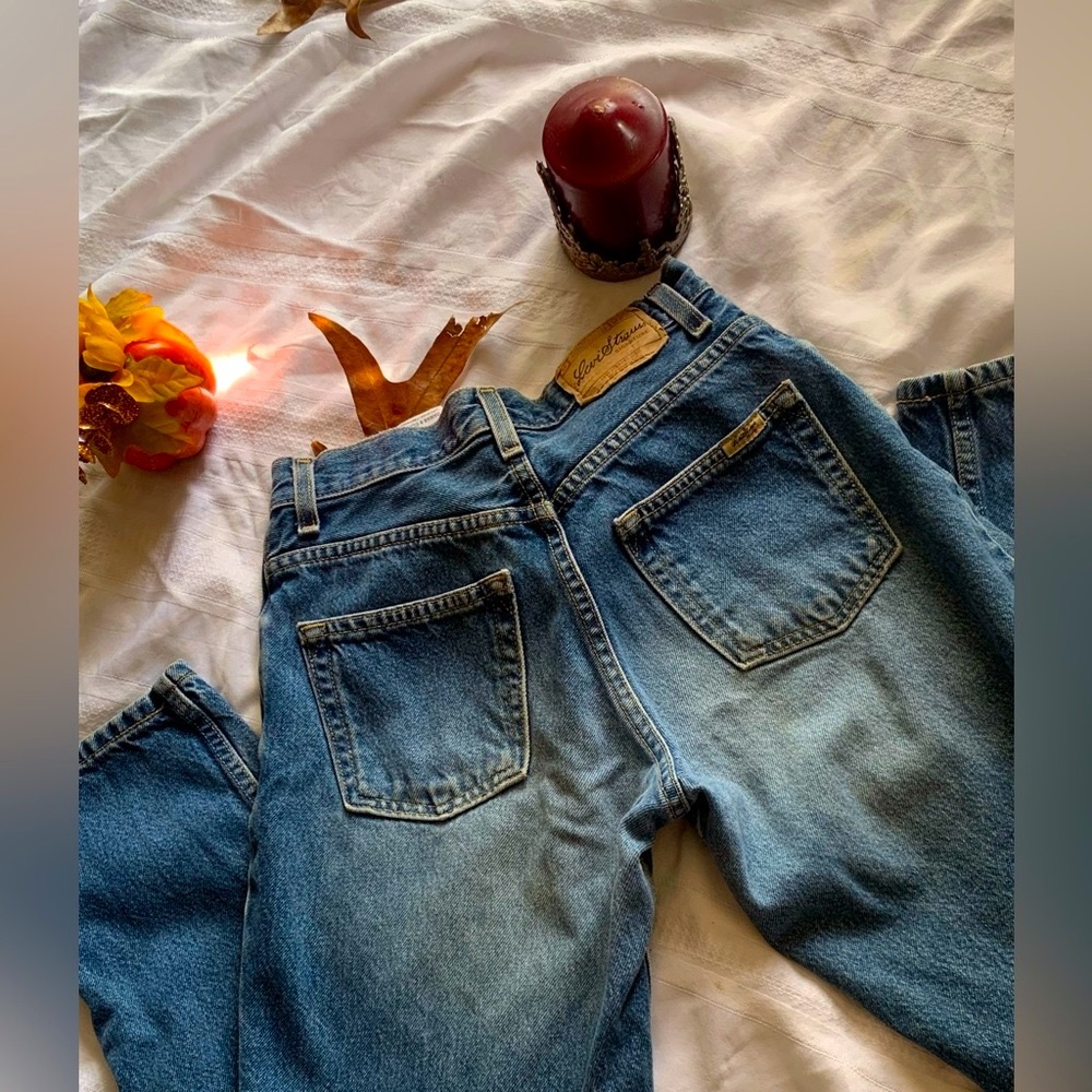 👖Levi’s Strauss relaxed fit Misses 6 Short gently wore great condition